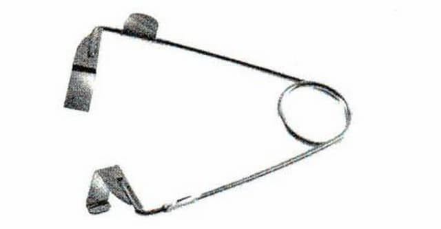 Aberdeen's Spring Retractor 2″ X 0.5″